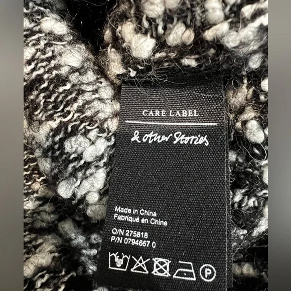 & Other Stories Paris Atelier Puff Sleeve Boucle Cropped Cardigan Sweater Size S - Picture 9 of 14